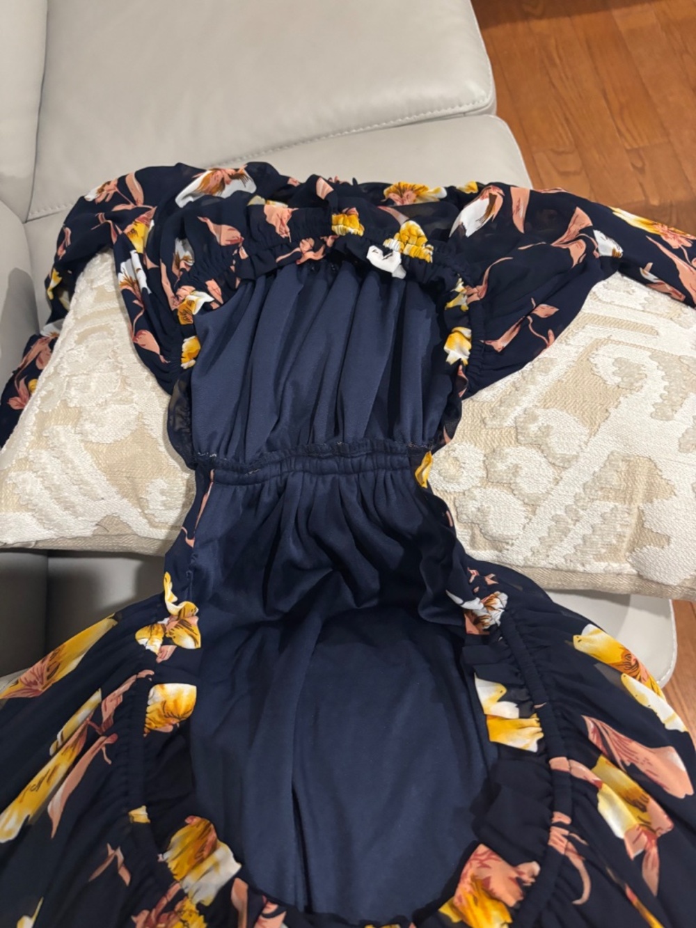 Summer dress - Picture 3 of 5